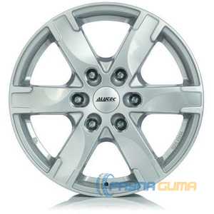 Купити Легковий диск ALUTEC Titan Polar Silver R17 W7.5 PCD6x139.7 ET30 DIA106.1