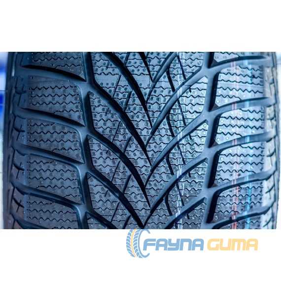 Купити Зимова шина GOODYEAR UltraGrip Ice 2 Plus 245/35R20 95T